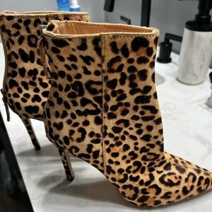 Steve Madden Carey Genuine Calf hair Leopard print Ankle Boot